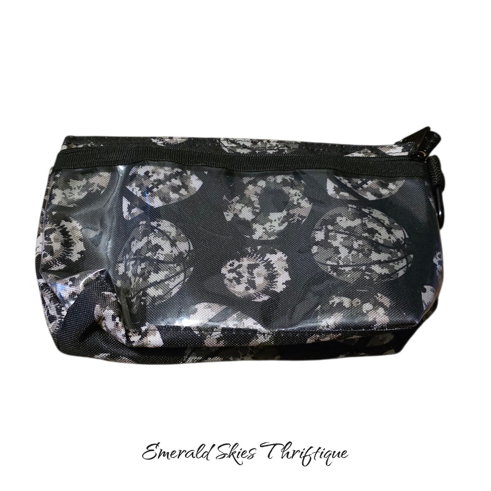 THIRTY ONE CLEAR CLIP POUCH PLAY BALL. Free shipping